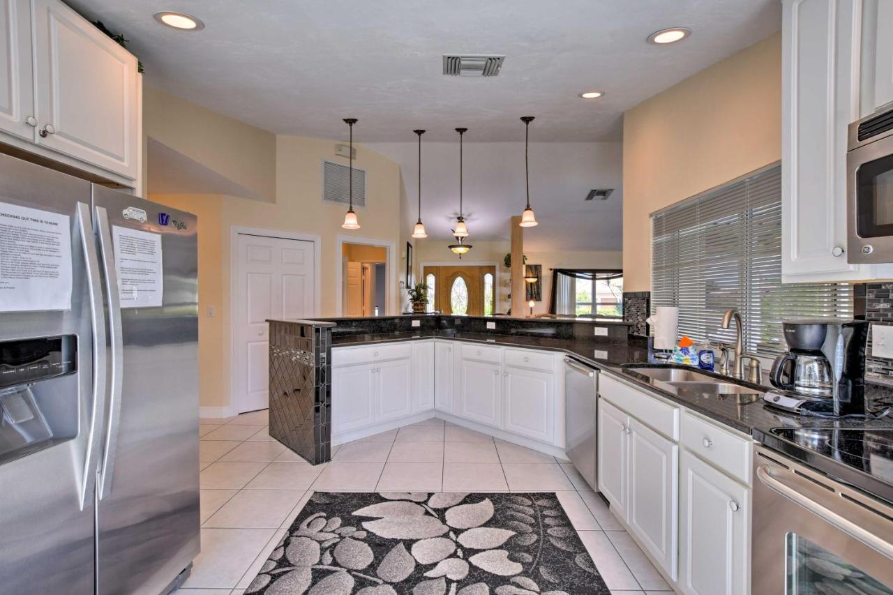 Canalfront Home With Private Saltwater Pool! Marco Island Exteriér fotografie